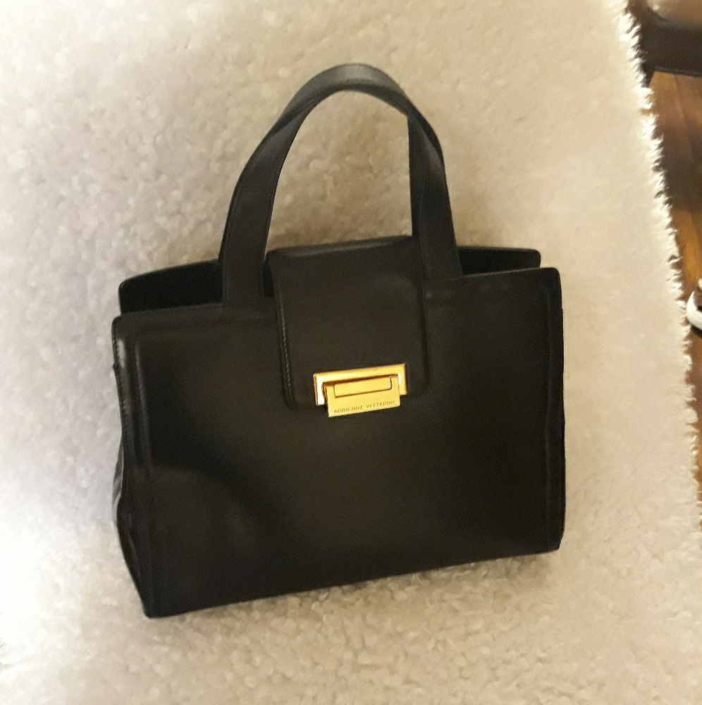 Authentic Adrianne Vittadini hand bag